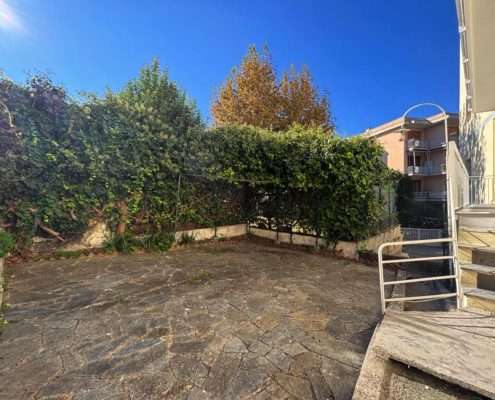 Arenzano - Appartamento con giardino privato