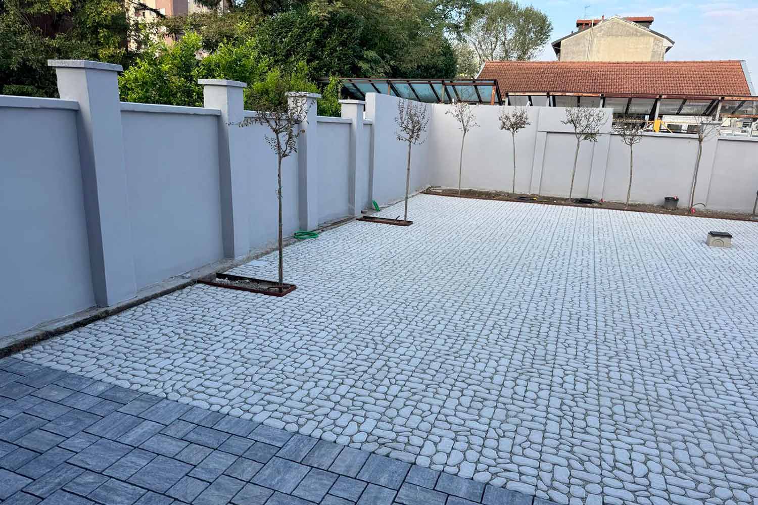 Monolocale ViaNovara–Parco Trenno Milano cortile